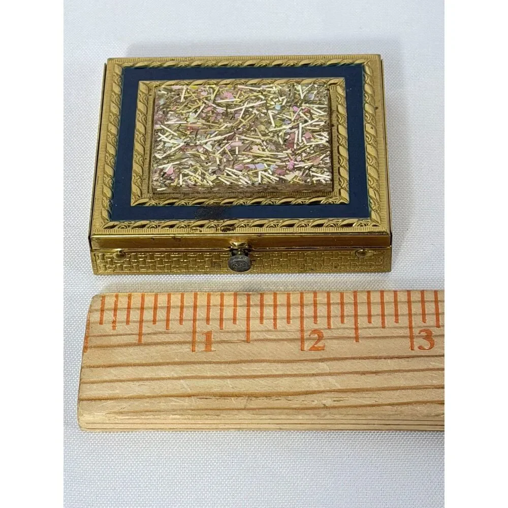 VTG Dorset Fifth Avenue Makeup Compact 50s w/Puff Mirror Lucite Confetti Brass